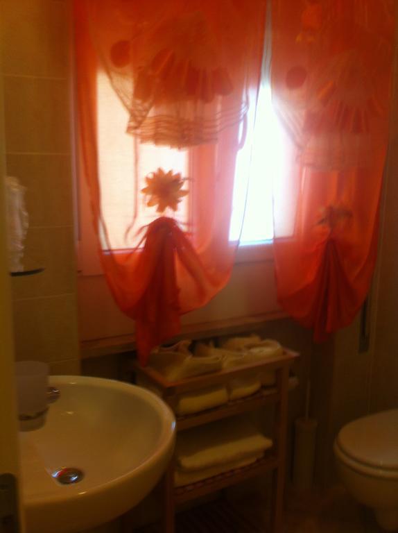 B&B Le Meduse Fiumicino Exterior photo